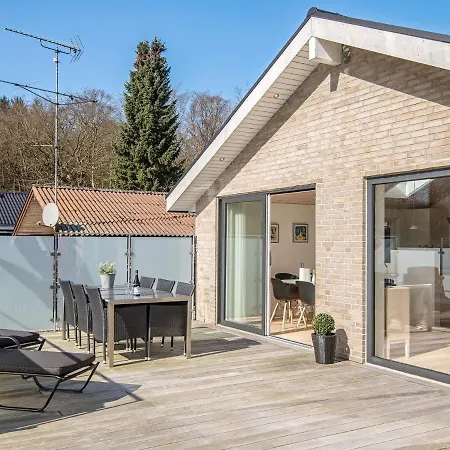 Holiday home 6 Person Holiday In Bjert Binderup Strand